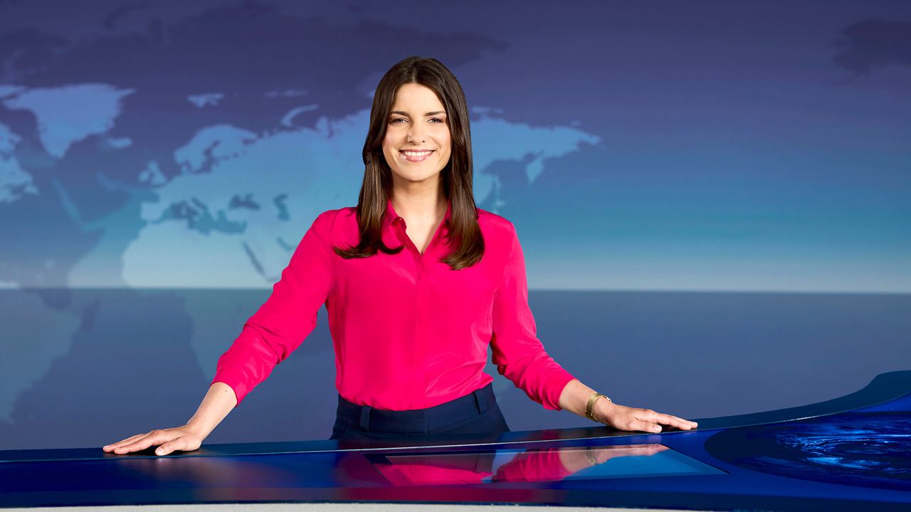 Sandra Riess ist Moderatorin bei tagesschau24