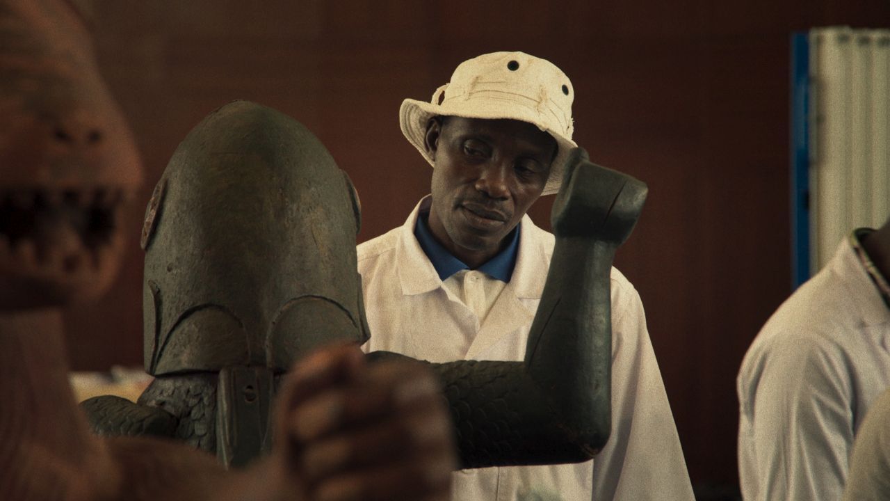 Nur eine von zahlreichen Statuen, die einst von den Kolonialmächten geraubt wurden