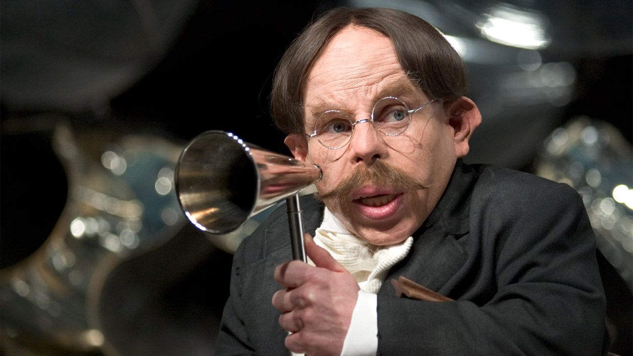 Wawrick Davis als Professor Flitwick in 