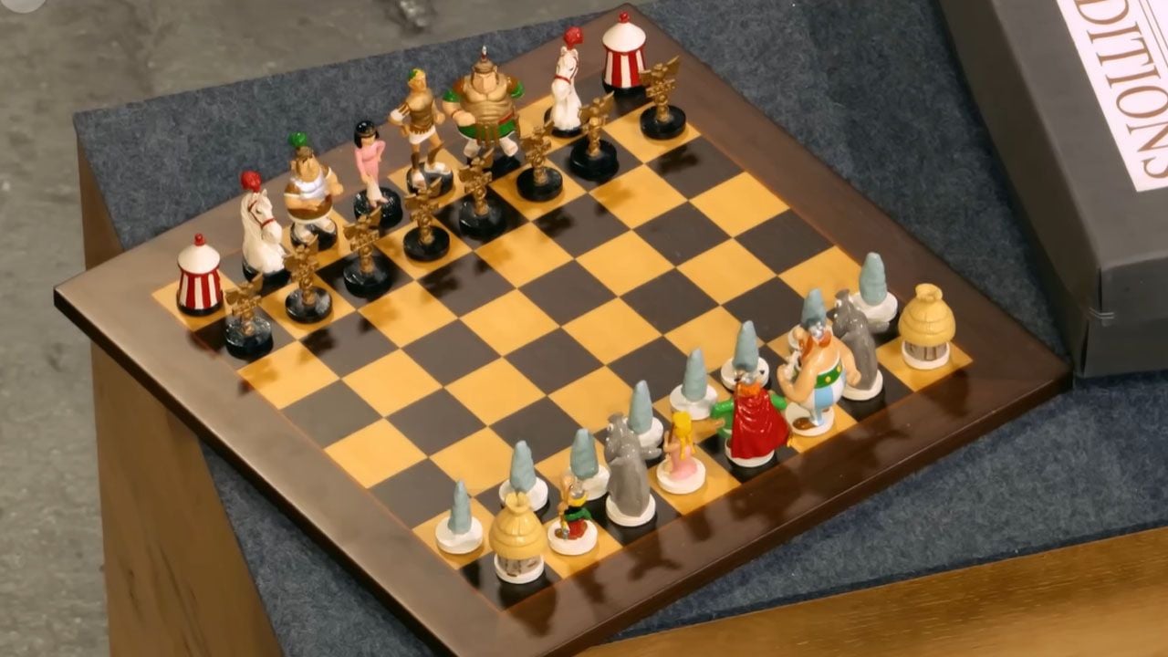 Dieses detailverliebte Schachspiel lässt Fanherzen höher schlagen.