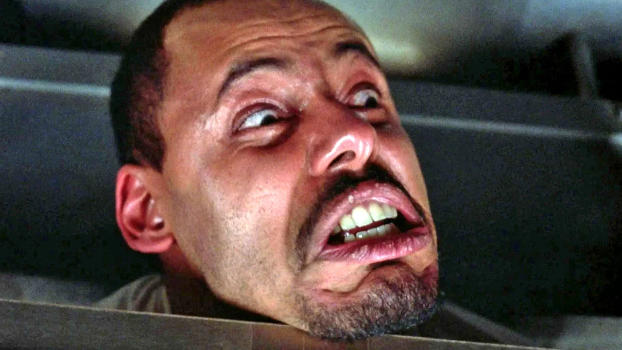 Einer der stylischsten und kultigsten HorrorFilme der 1990er feiert