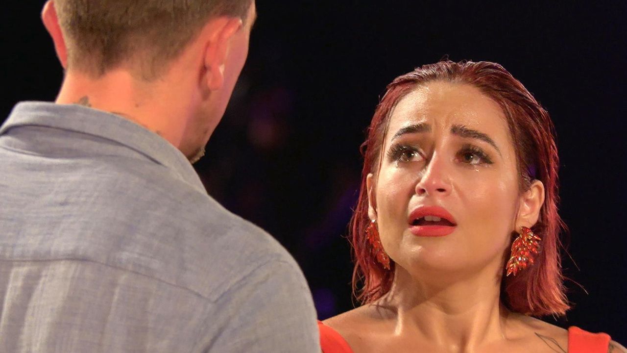 Luna versteht die Vorwürfe der Männer nicht