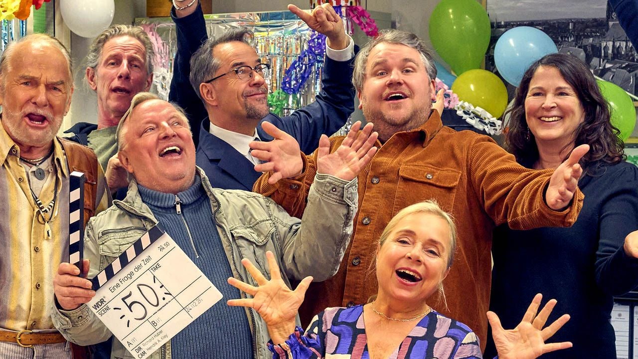 Der Cast feiert den Dreh der 50. Folge!