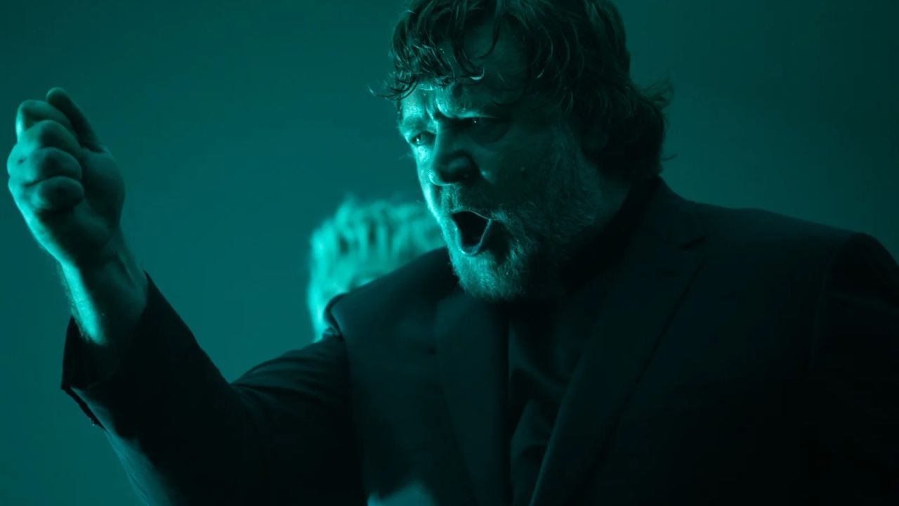 Ein bekanntes Bild: Russell Crowe legt sich schon wieder mit Dämonen an. 