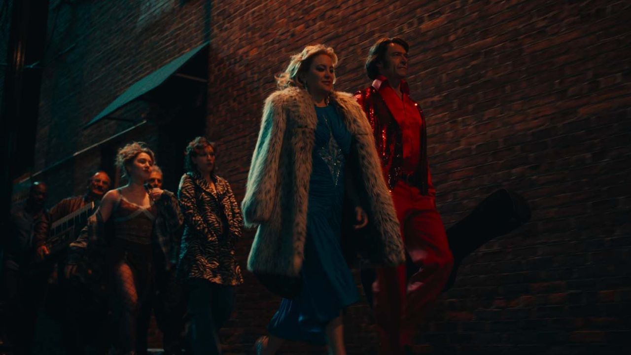 Man drückt den beiden so sehr die Daumen, dass man sich kaum dagegen wehren kann, in der zweiten Hälfte hemmungslos loszuheulen.