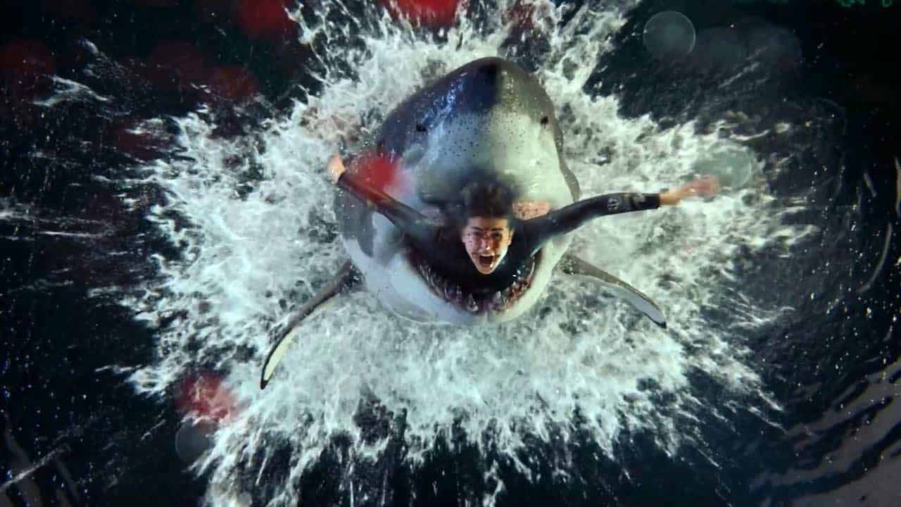 Nach 8 (!) Jahren Pause: Horror-Spezialist dreht neuen Film – und wandelt auf den Spuren des Netflix-Hits "Im Wasser der Seine"
