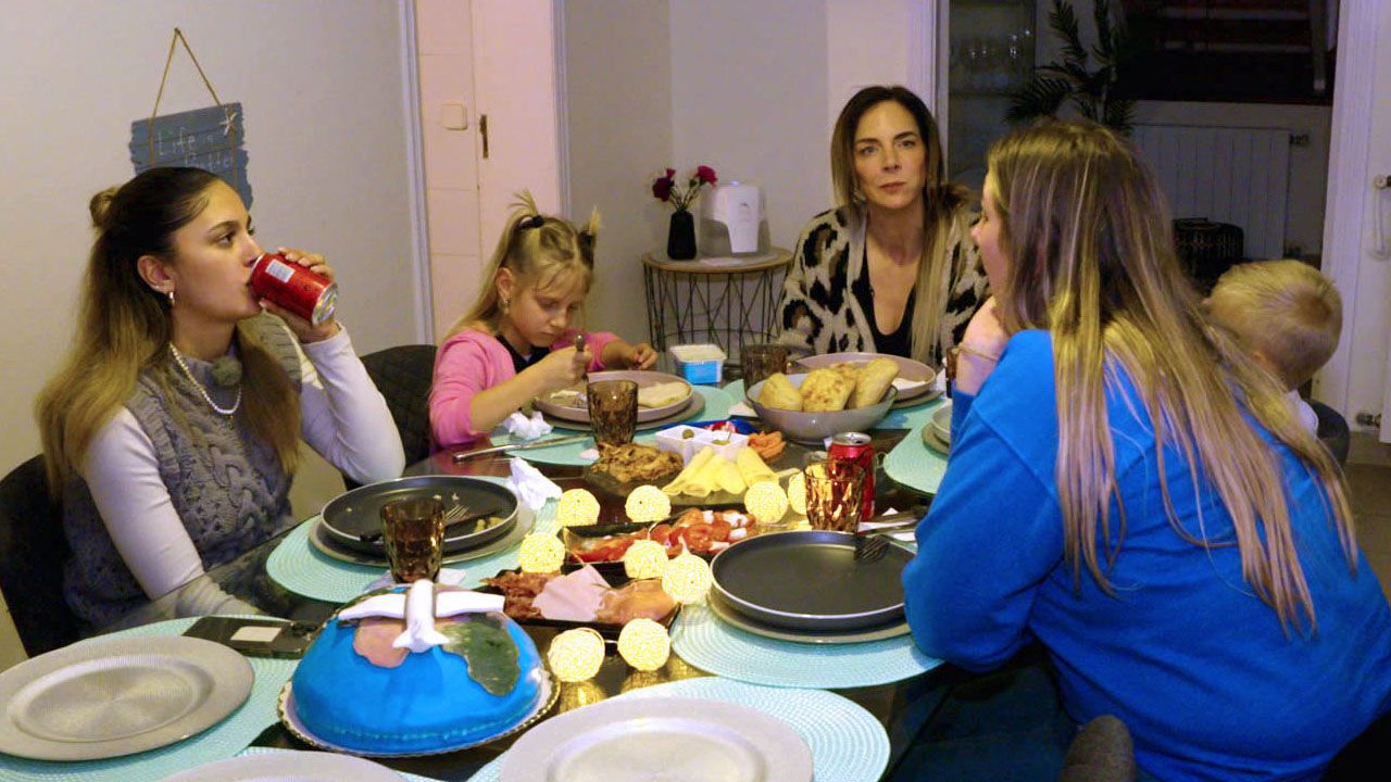 Die Büchners besprechen Jada und Joelinas Auszug-Pläne