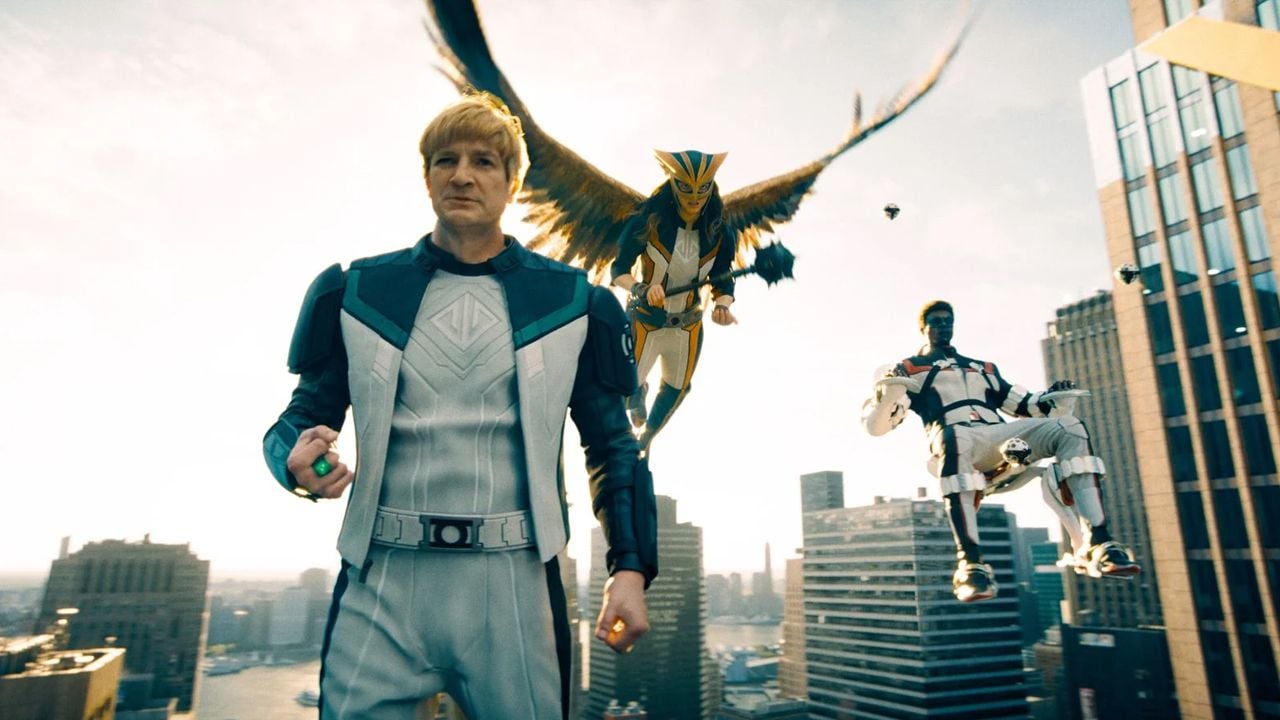 Die Justice Gang: Guy Gardner (Nathan Fillioni), Hawkgirl (Isabela Merced) und Mister Terrific (Edi Gathegi)