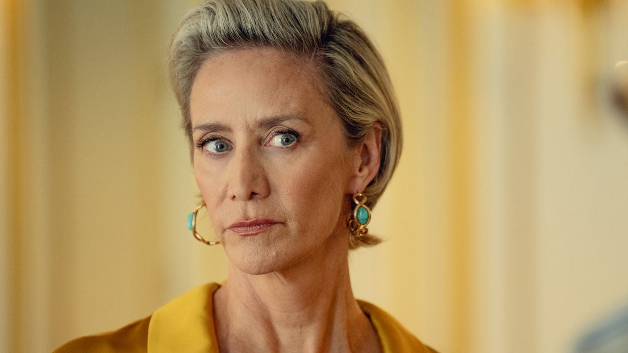 Janet McTeer als Hera in der Netflix-Serie „KAOS“