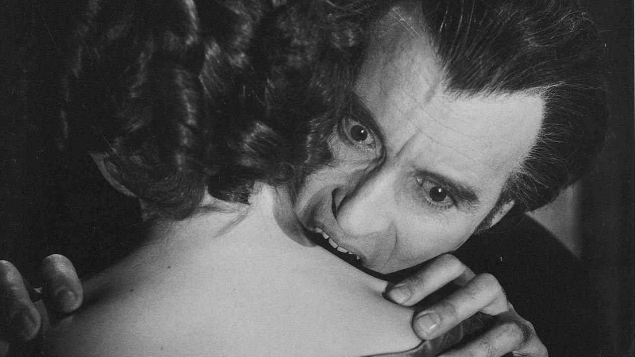 Mimte ihn gleich zehn Mal: Christopher Lee als Dracula