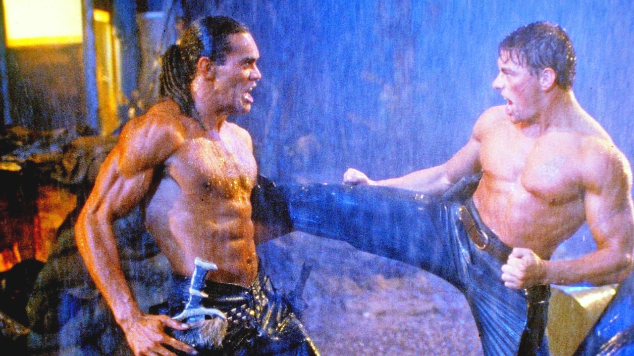 Jean-Claude Van Damme (r.) und Vincent Klyn lassen es krachen.