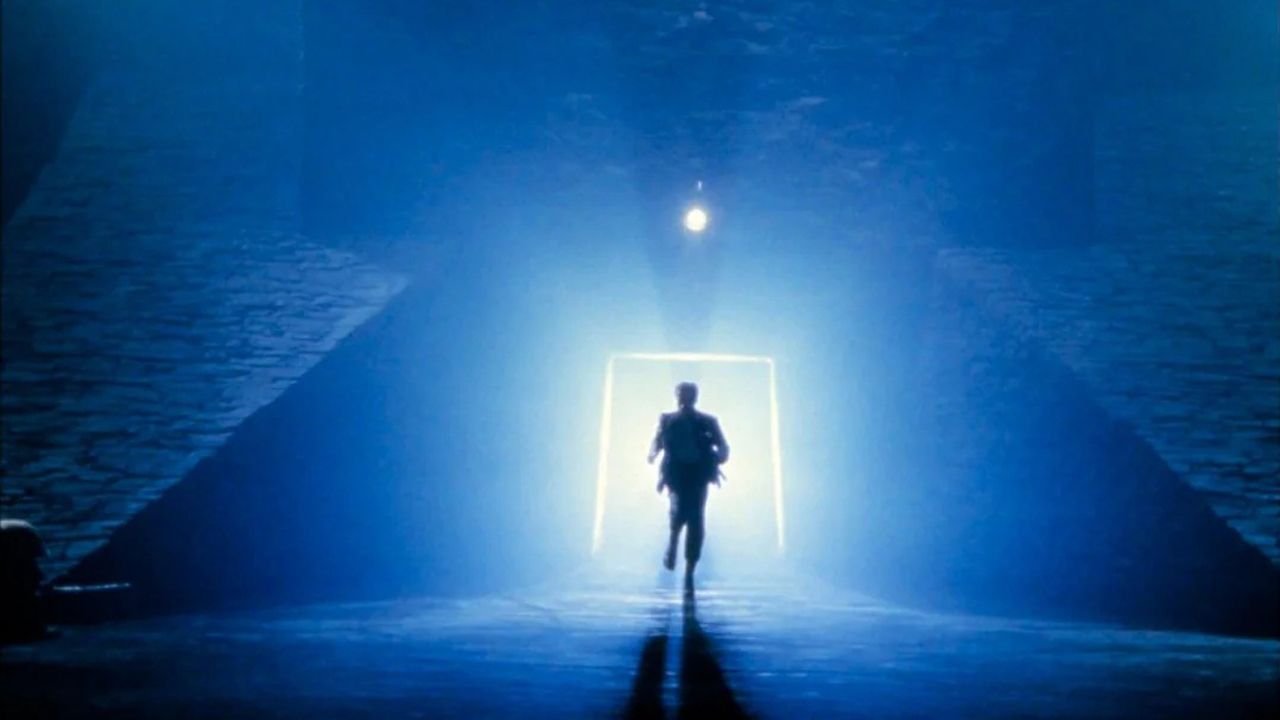 Endlich im Streaming-Abo: Legendärer Horror vom "Heat"-Macher – mit Nazis, dämonischen Kräften und Gandalf!