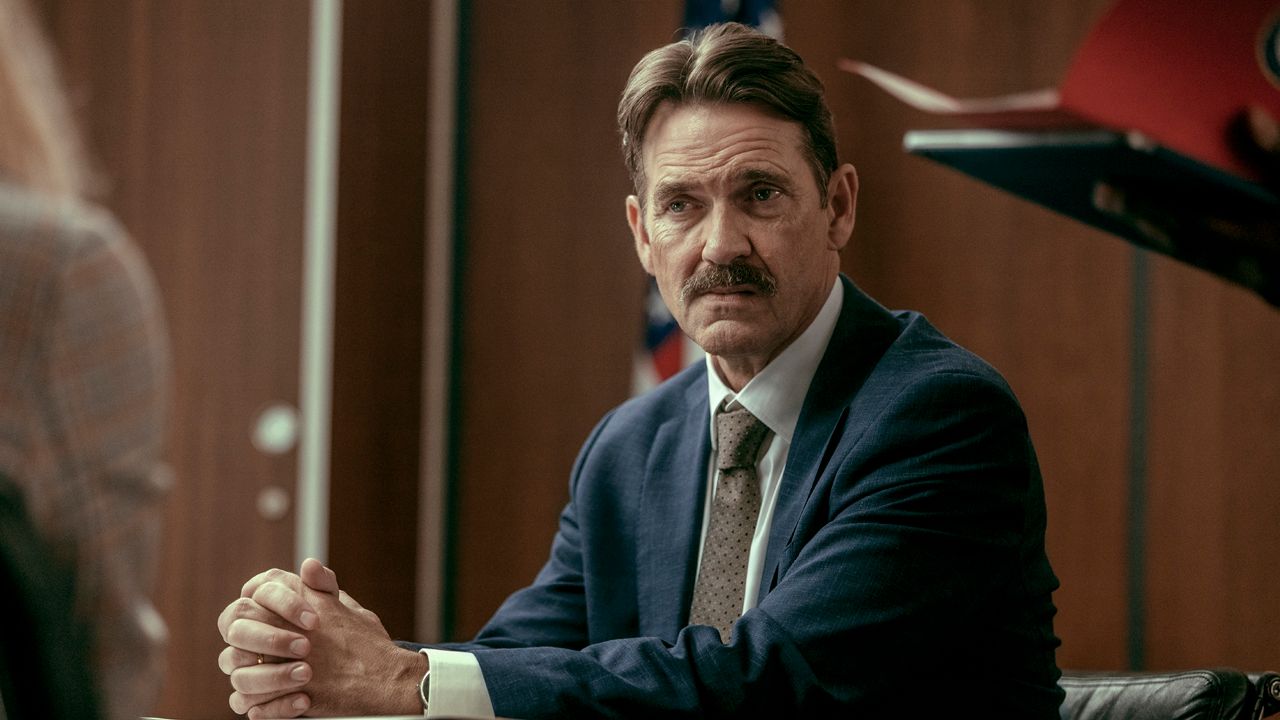 Dass wir den schottischen Hollywood-Star Dougray Scott so oft Deutsch reden hören, hat einen Grund.