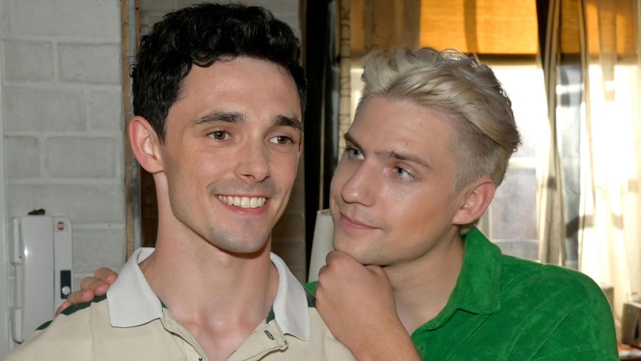 Moritz weiß nicht, welches Geheimnis sein Freund Luis mit sich trägt