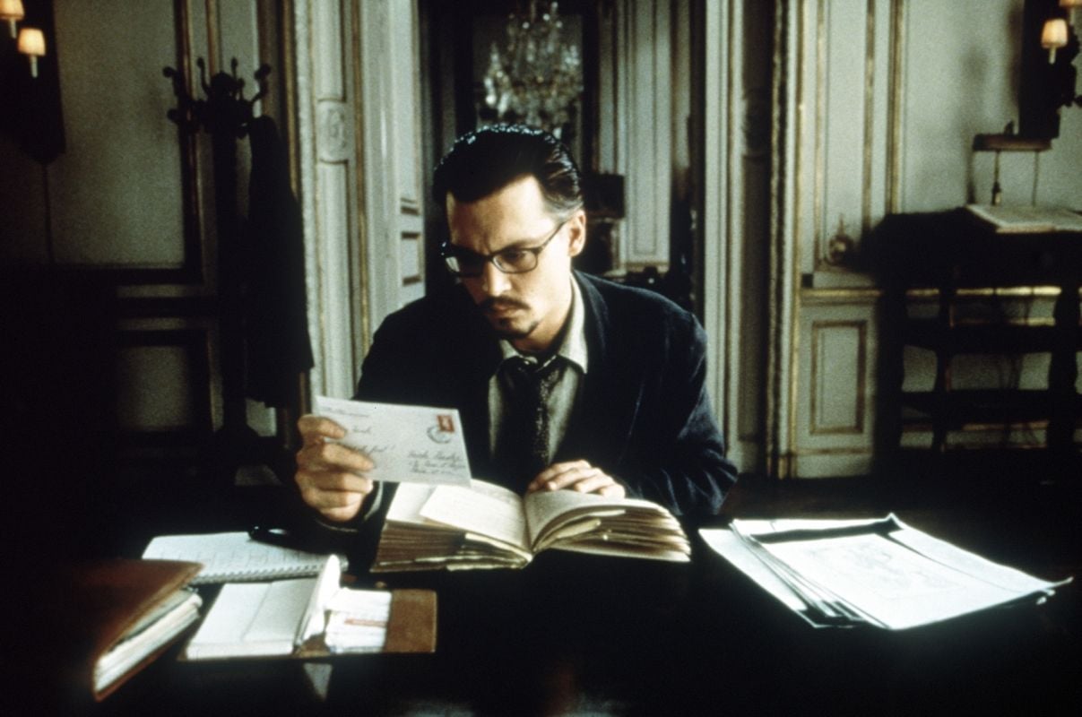 Foto zum Film Die neun Pforten Bild 17 auf 21 FILMSTARTS.de Foto zum Film Die neun Pforten Bild 17 auf 21 FILMSTARTS.de
