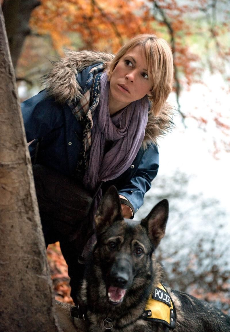 Filme Und Serien Von Anneke Kim Sarnau Bild zu Anneke Kim Sarnau - Bild Anneke Kim Sarnau - Foto 17 von 21