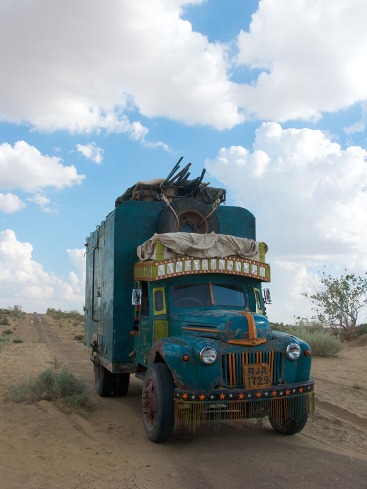 Foto zum Film Road, Movie Bild 3 auf 4 FILMSTARTS.de