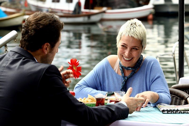 Merhaba Hayat Bild 9 von 23 FILMSTARTS.de