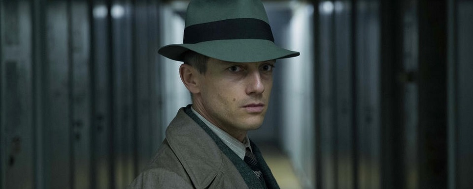 Babylon Berlin Das Filmstarts Interview Mit Hauptdarsteller Volker Bruch Serien News Filmstarts De