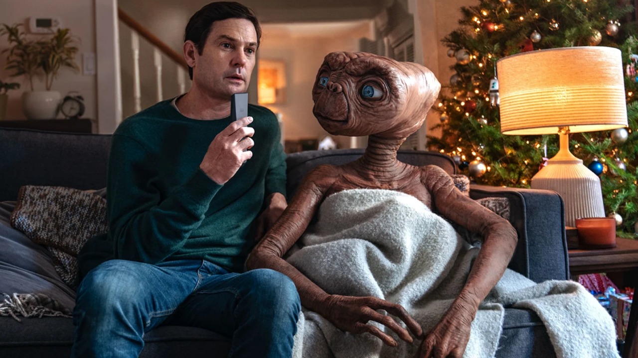 E.T. und Elliott endlich wiedervereint: Das sind die schönsten 4 Minuten  des Jahres! - Kino News 