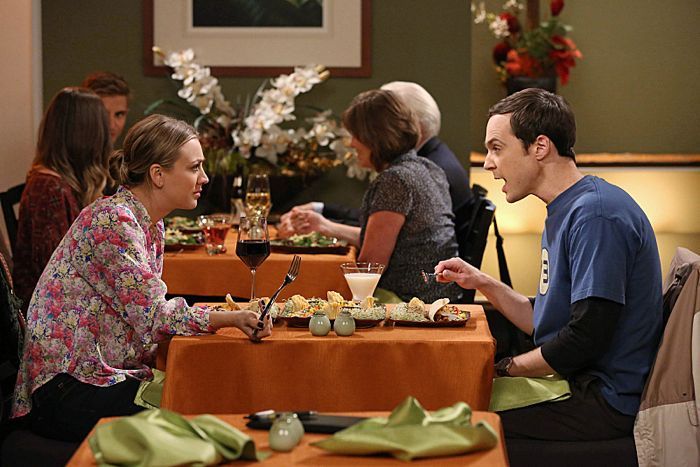 Bild zu Kaley Cuoco - The Big Bang Theory : Bild Jim Parsons, Kaley ...