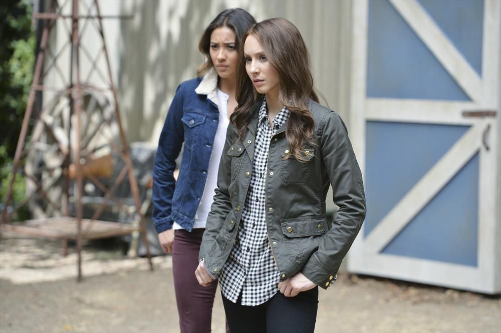 Pretty Little Liars Pretty Little Liars Bild Troian Bellisario 289