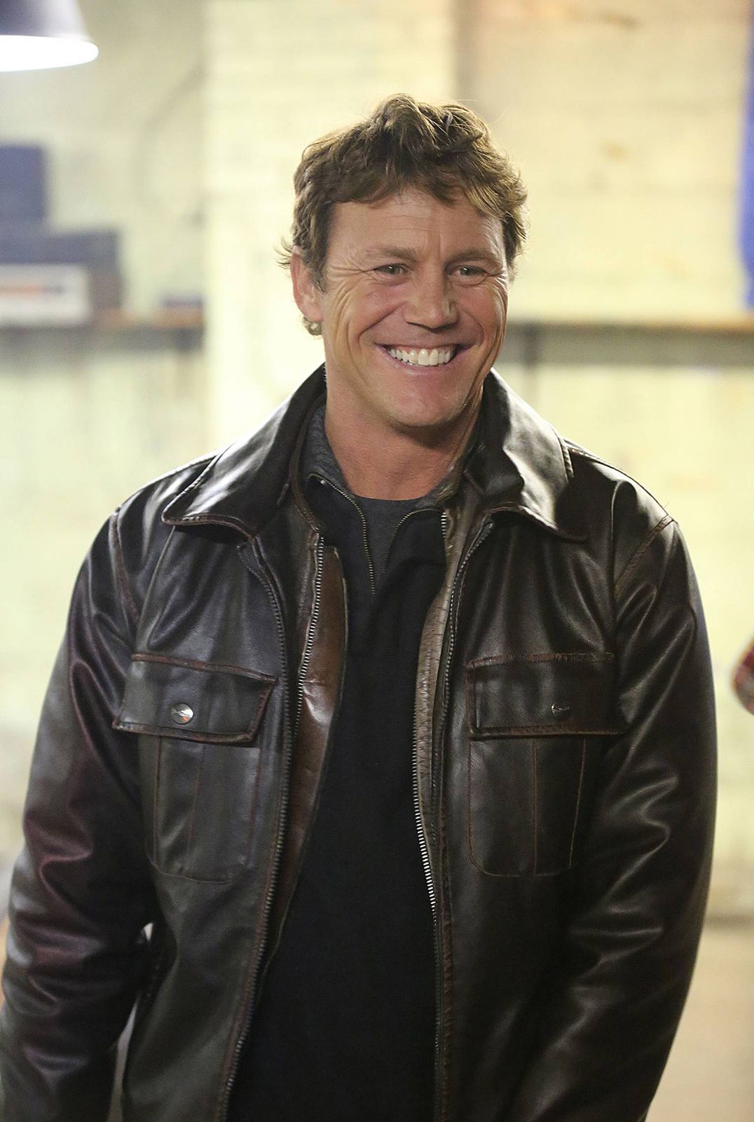 Filme Und Serien Von Brian Krause Bild zu Brian Krause - The Christmas Switch : Bild Brian Krause - Foto