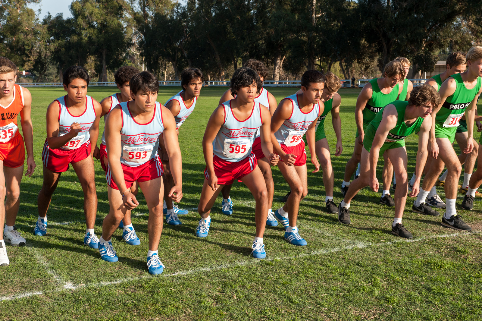 Тренер 2015. Тренер (MCFARLAND, USA, 2014. Кугуары макфарланд. Тренер макфарланд. Макфарланд бегуны.