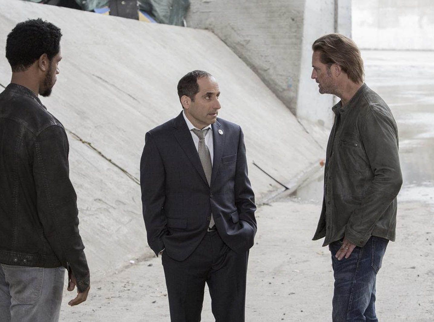 Bild Zu Peter Jacobson Bild Josh Holloway Peter Jacobson Filmstarts De