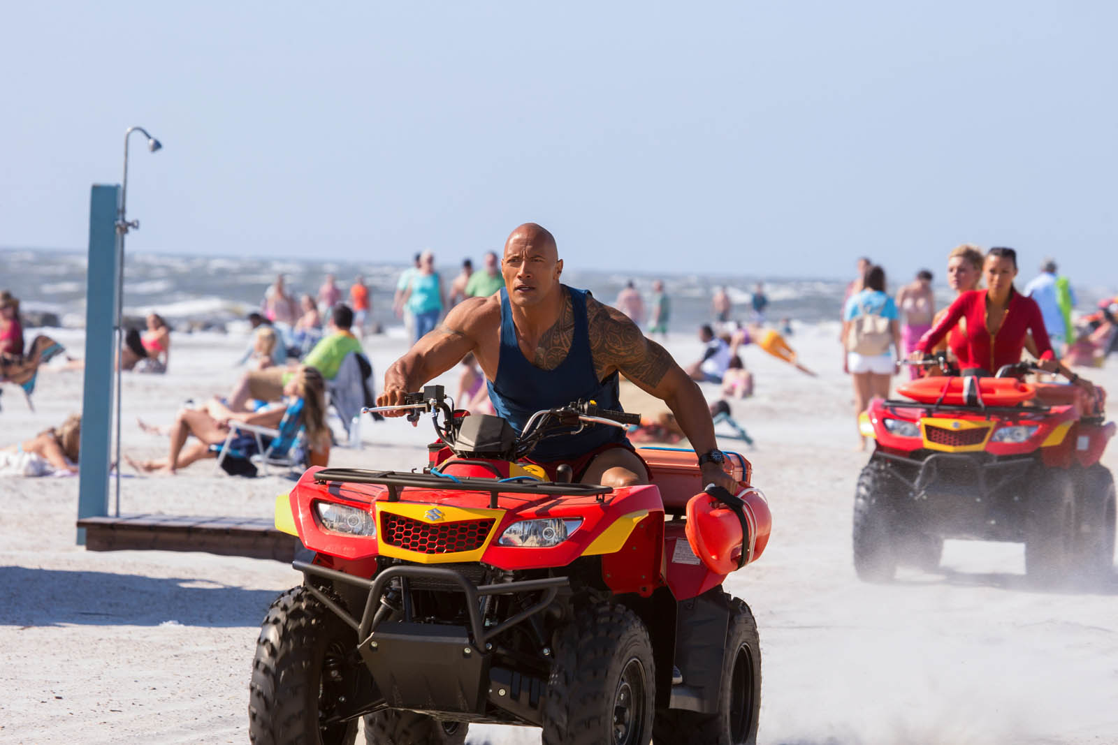 Bild Zu Dwayne Johnson Baywatch Bild Dwayne Johnson Foto 115 Von 316 Filmstartsde 