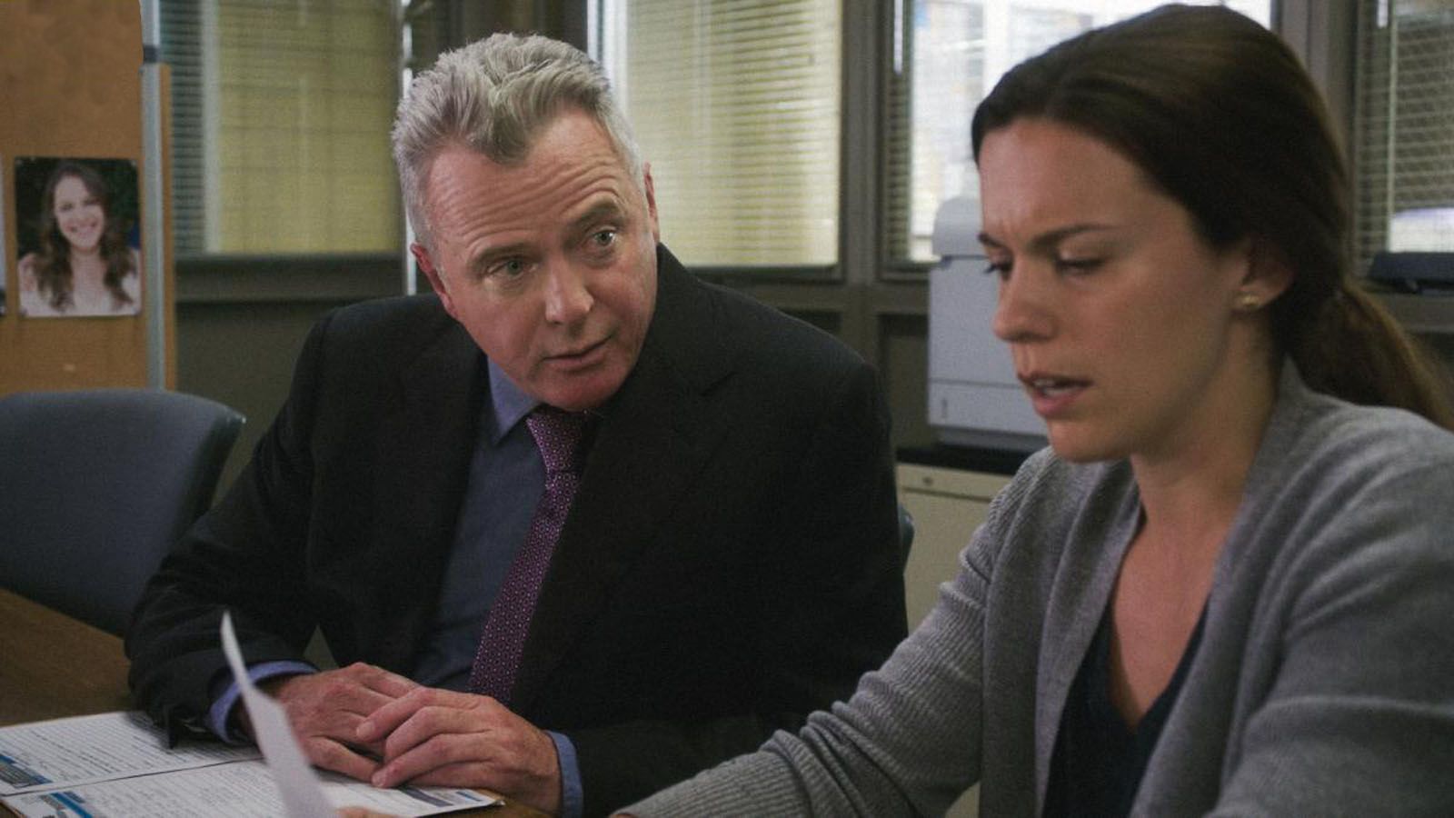 Elementary: Elementary : Bild Aidan Quinn, Liza J. Bennett - 83 von 848 ...