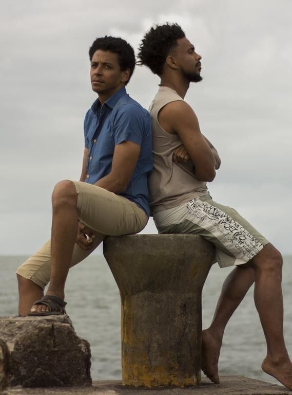 Poster zum Film Ilha Bild 4 auf 7 FILMSTARTS.de