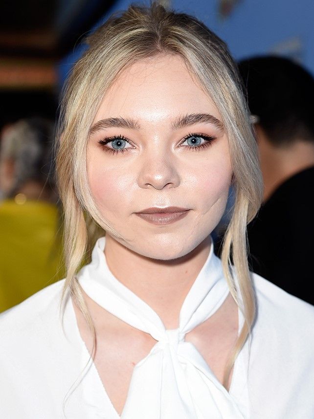 Filmografie von Taylor Hickson - FILMSTARTS.de