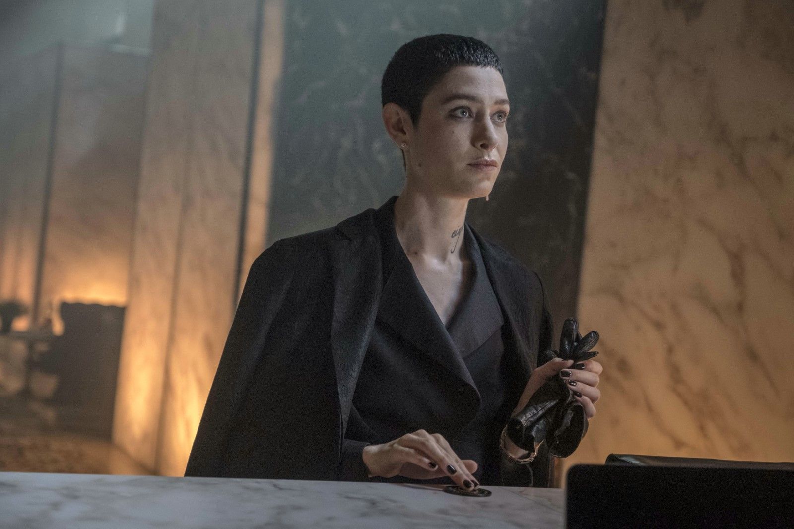 Filme Und Serien Von Asia Kate Dillon Bild zu Asia Kate Dillon - John Wick: Kapitel 3 : Bild Asia Kate Dillon
