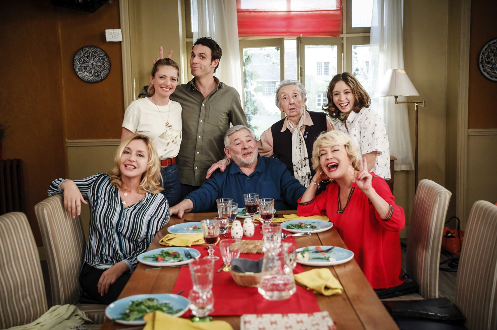 En Famille (magazine) Jeanne Savary, Charlie Bruneau, Yves