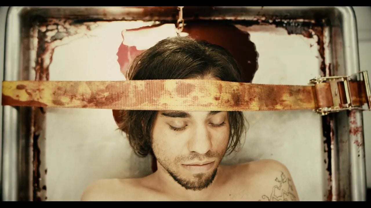 Bild von Slashed Aufgeschlitzt Bild 5 auf 14