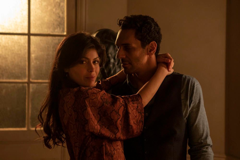 Bild Zu Tomer Sisley Bild Leslie Medina Tomer Sisley Filmstarts De