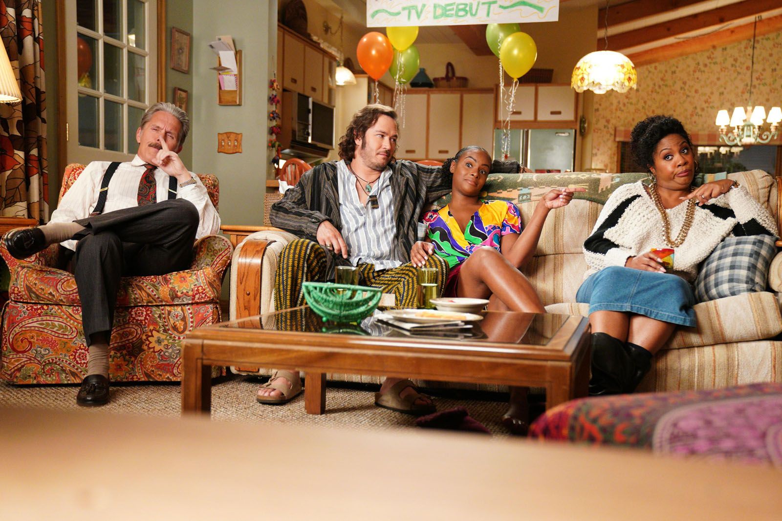 Mixedish Mixedish Bild Gary Cole, MarkPaul Gosselaar, Tika Sumpter, Christina Anthony 64