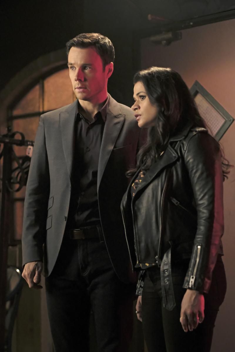Charmed Charmed Bild Rupert Evans Melonie Diaz 79 Von 201 