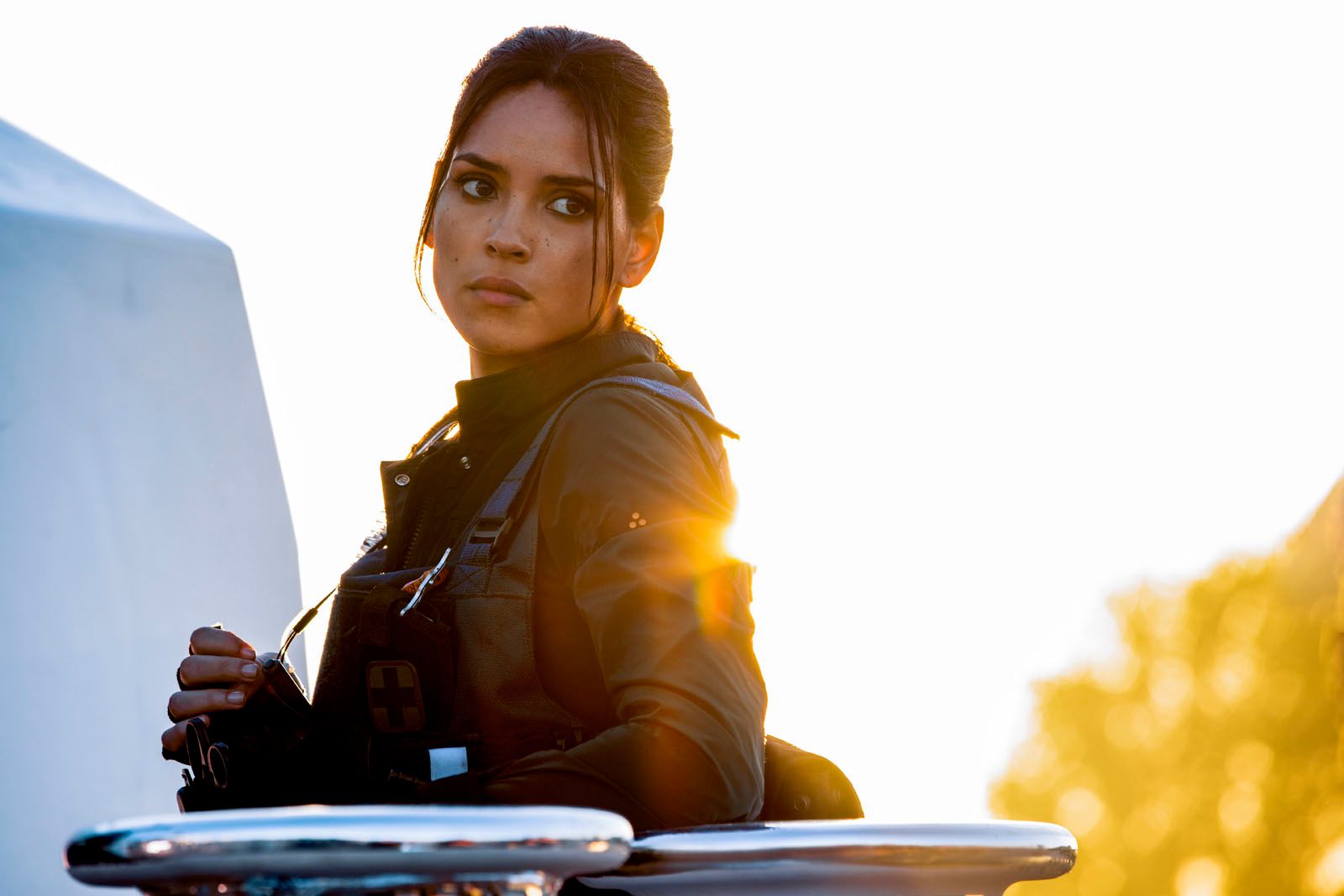 Bild zu Adria Arjona - 6 Underground : Bild Adria Arjona - FILMSTARTS.de