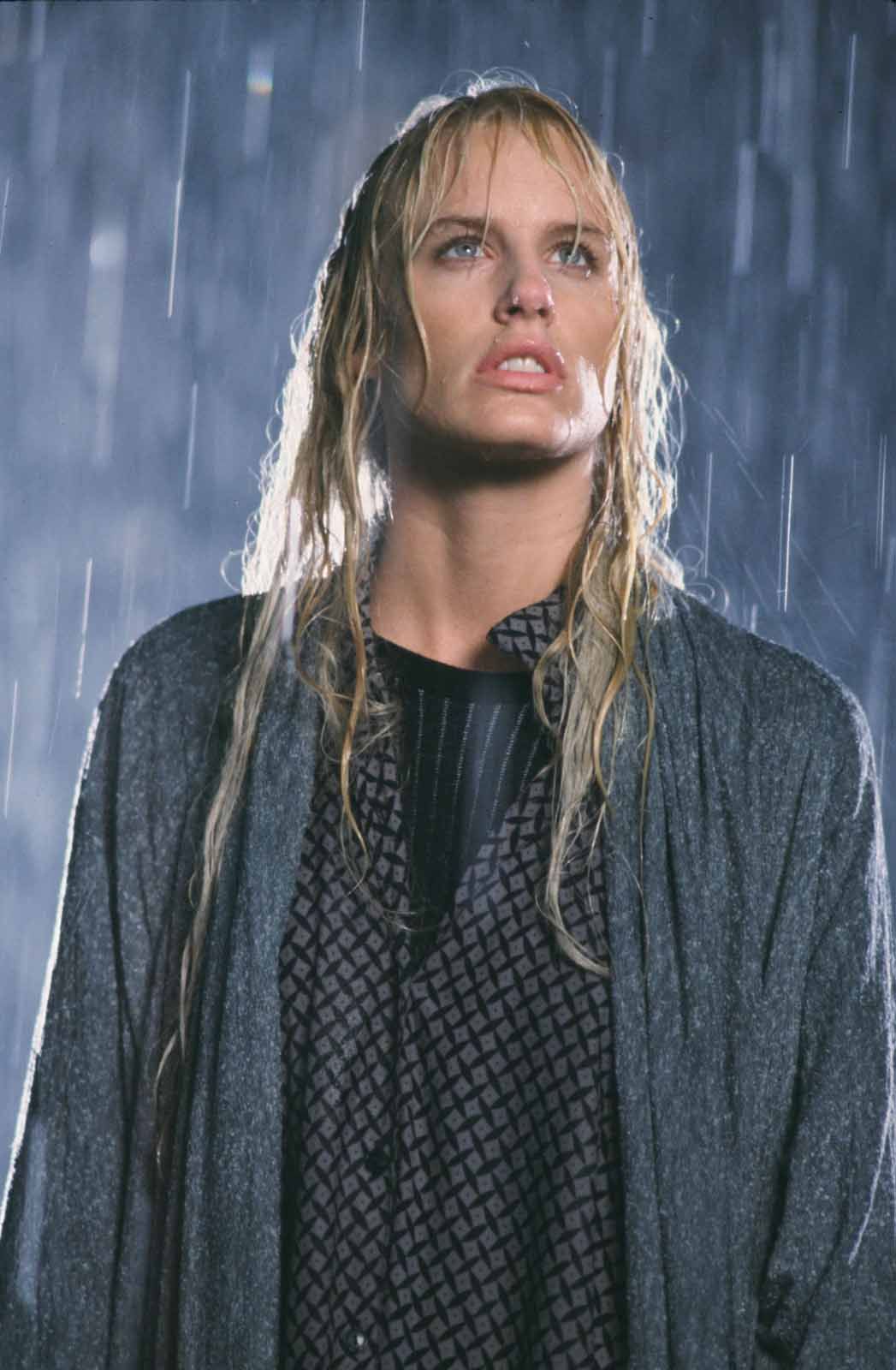 Bild zu Daryl Hannah Staatsanwälte küsst man nicht Bild Daryl Hannah Foto 6 von 59