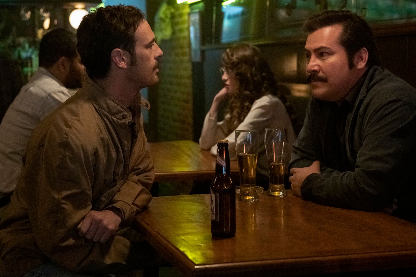 Narcos: Mexico: Narcos: Mexico : Bild Scoot McNairy, Julio Cesar ...