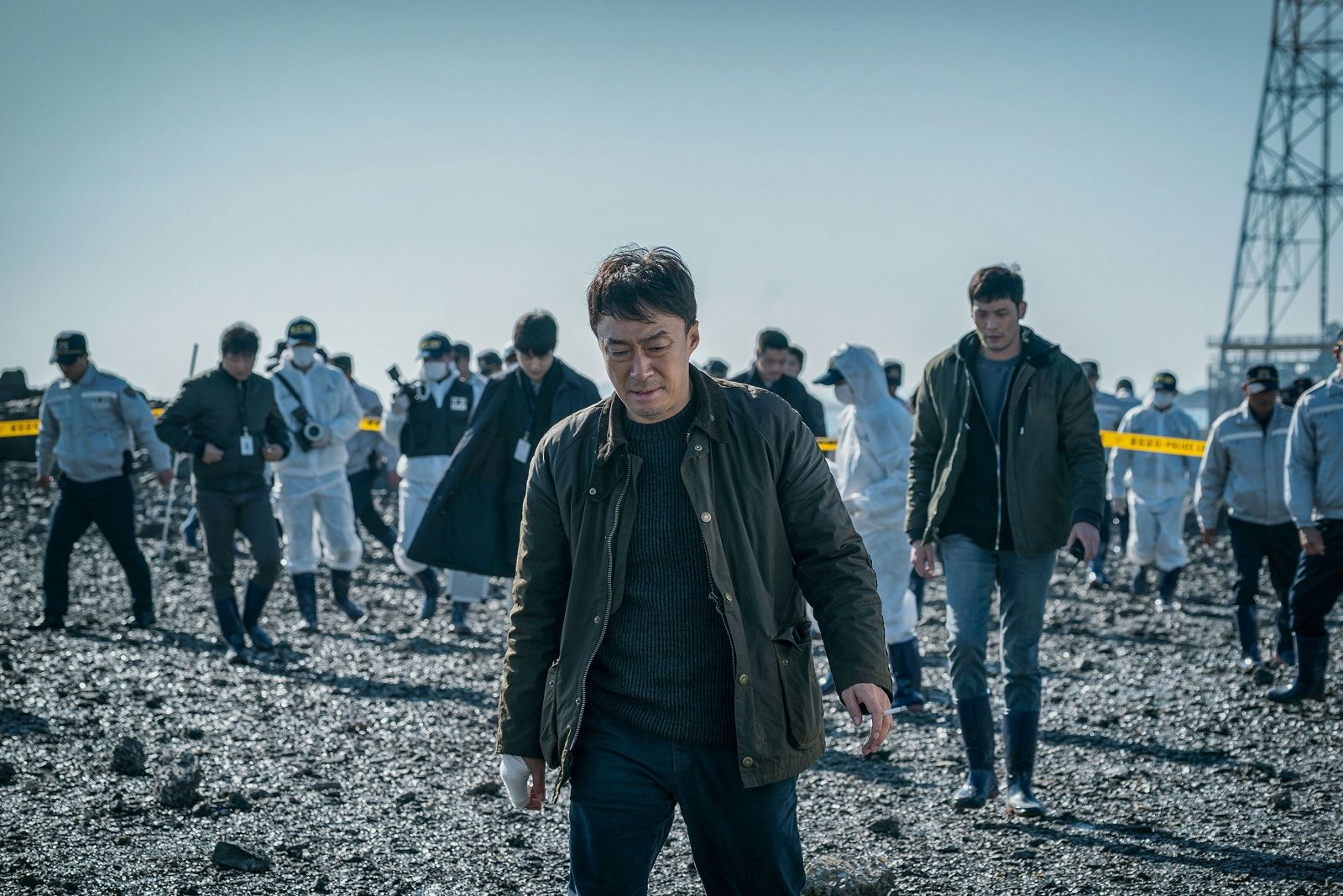 Foto zum Film The Beast - Bild 4 auf 9 - FILMSTARTS.de