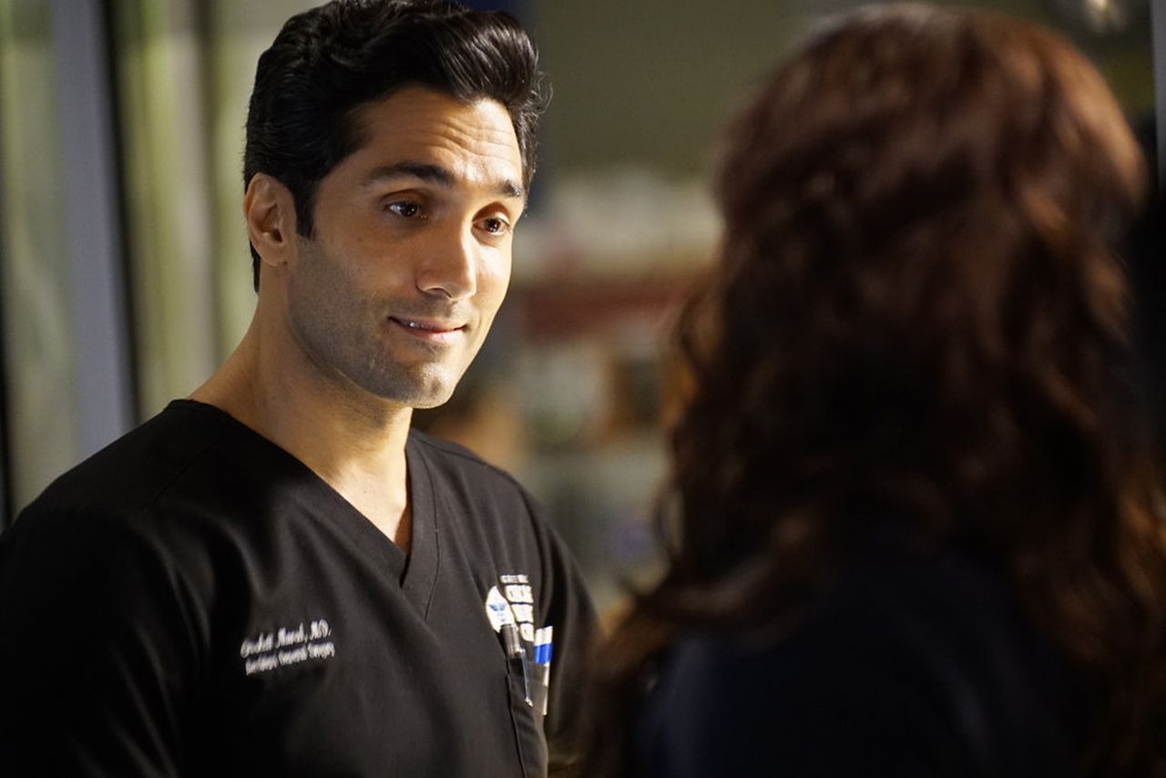 Dominic Rains Chicago Med: Chicago Med : Bild Dominic Rains - 91 von 631 - FILMSTARTS.de