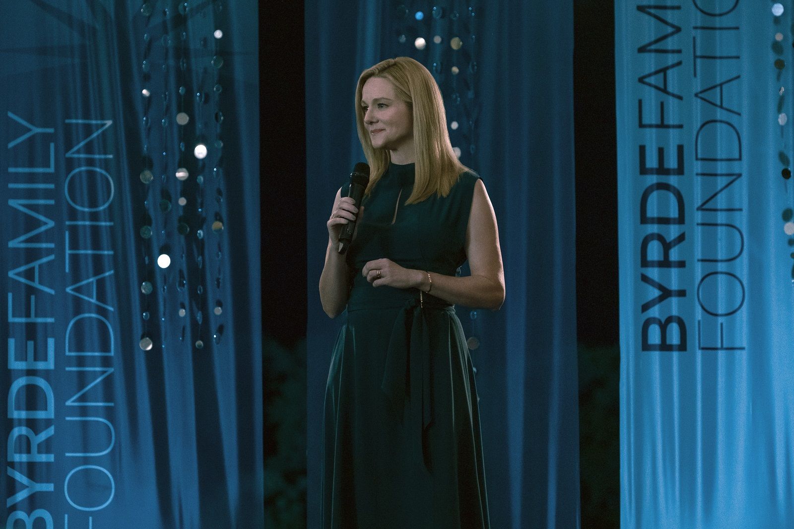 Bild zu Laura Linney Bild Laura Linney Foto 18 von 198 FILMSTARTS.de