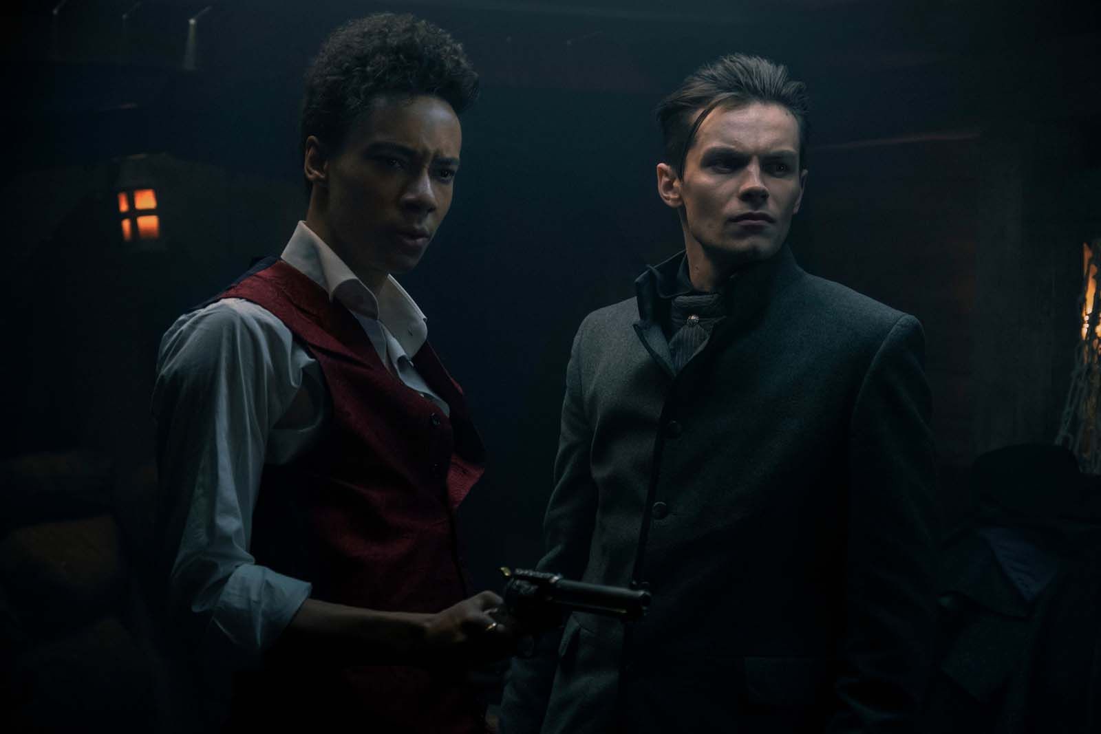 Filme Und Serien Von Kit Young Bild zu Freddy Carter - Bild Kit Young, Freddy Carter - Foto 6 von 10 - FILMSTARTS.de