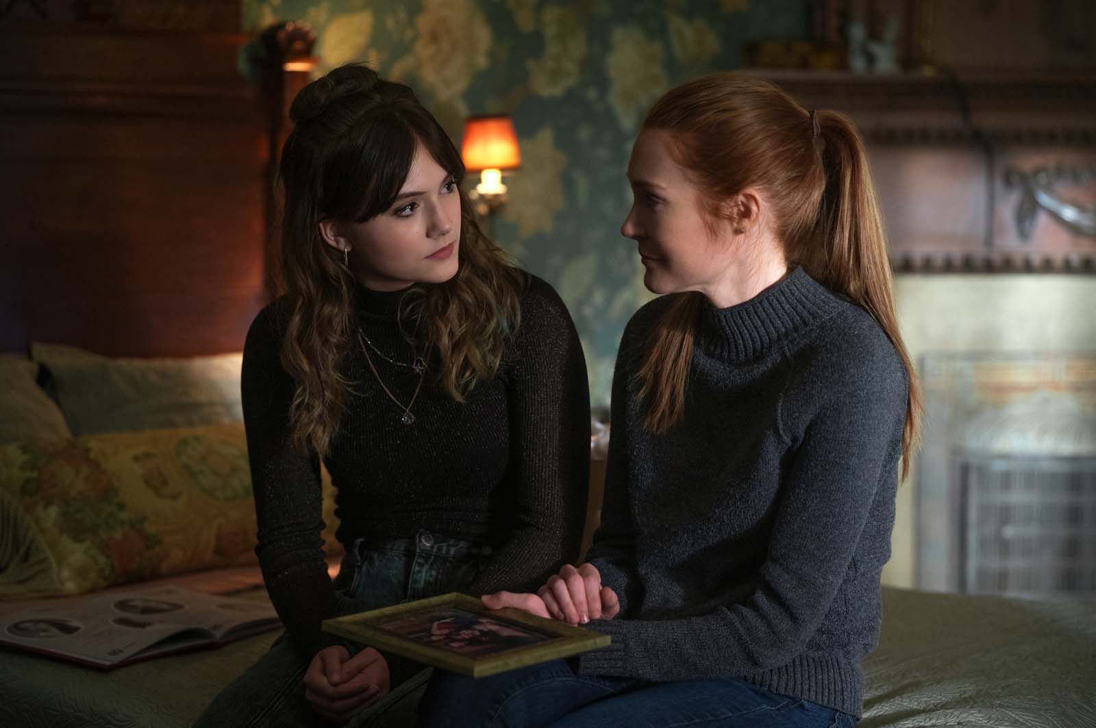 Locke & Key Bild Darby Stanchfield, Emilia Jones 15 von 73 FILMSTARTS.de