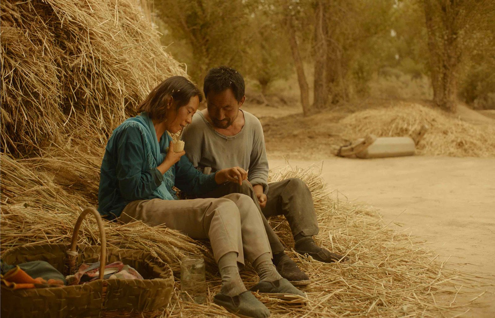Foto zum Film Return To Dust Bild 15 auf 19 FILMSTARTS.de