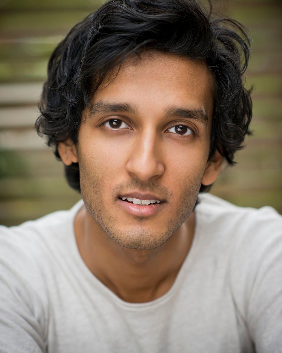 Assad Zaman - FILMSTARTS.de - How Tall Is Assad Zaman? Actor’s Height Revealed