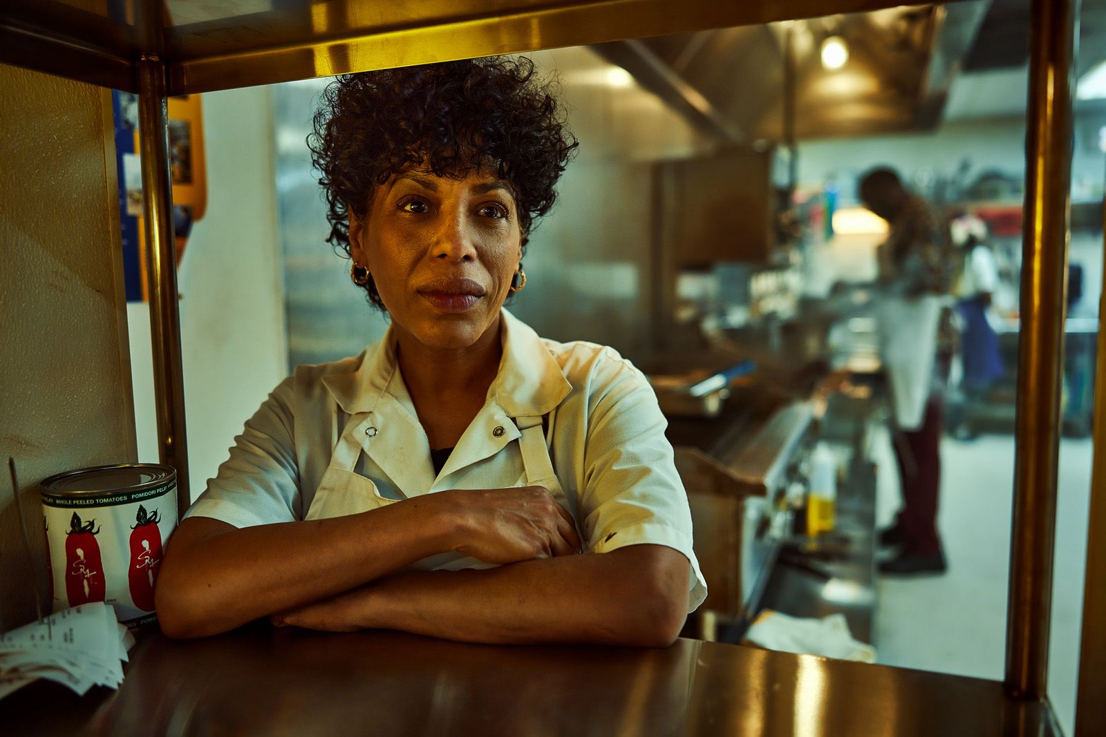 The Bear King Of The Kitchen Bild Liza ColonZayas 1 von 8 FILMSTARTS.de
